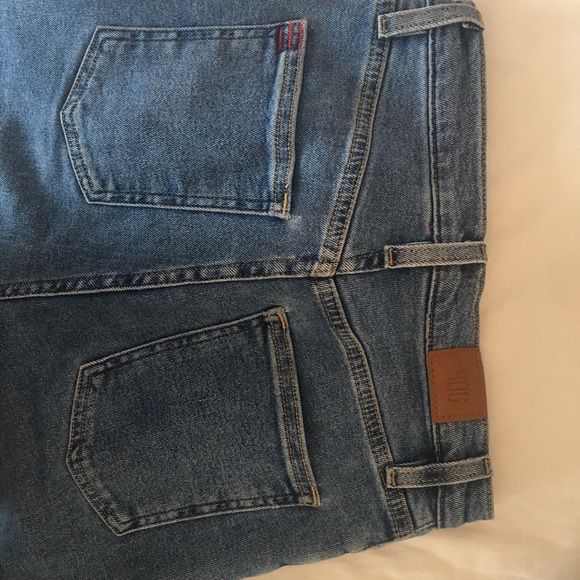 BDG high rise girlfriend jeans - open hem - Picture 8 of 11